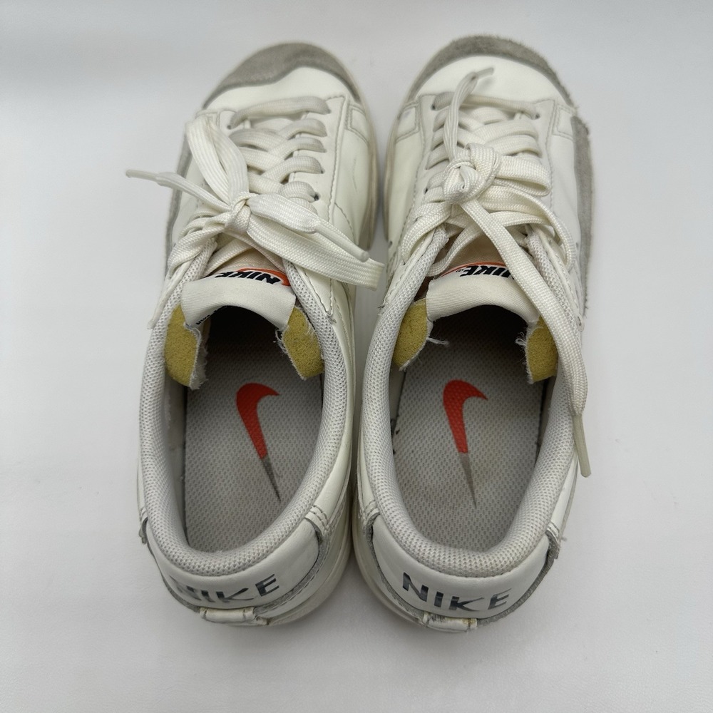 Nike Women's Blazer Low Platform Sneakers Sail White DJ0292-105 US 7 - Picture 5 of 9